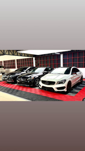 C300 AMG 2015 / Black / White