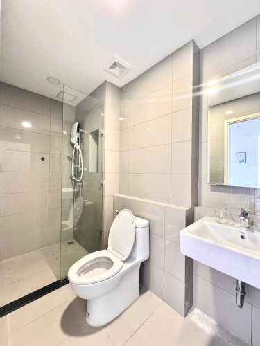 Condo for rent in Toul Kork (parkland condo) ទួលគោក 550$ 2Bedroom