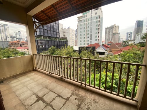Apartment for Rent in BKK1 | BKK1房子出租