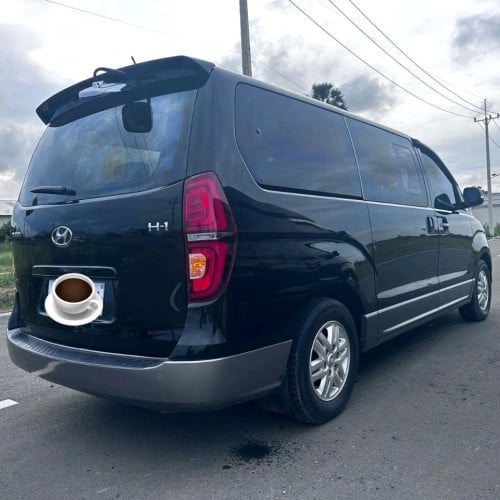 Hyundai H1 2019 full option 2AP