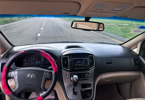 Hyundai H1 2019 full option 2AP