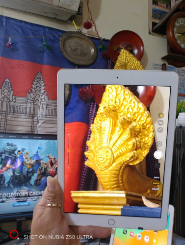 iPad (6th generation) 32g / ប្រេី sim+WiFi សុំណុំហ្សុីនទាំងអស់ លក់តំលៃក្រោមទីផ្សារនៅកម្ពុជា 90$ ដាច់