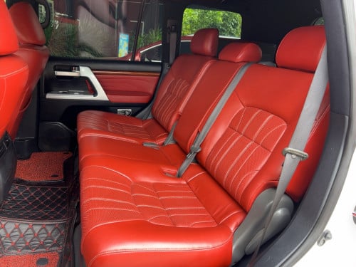 Land Cruiser 2008 upgraded 2021