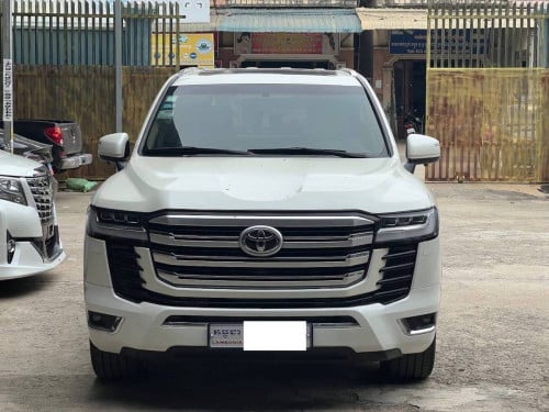 Land Cruiser 2013 up 2023 VXR Full Option