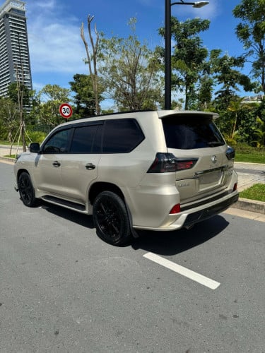 Lexus 570 ឡើង  kuro ថ្មីសាហាវ