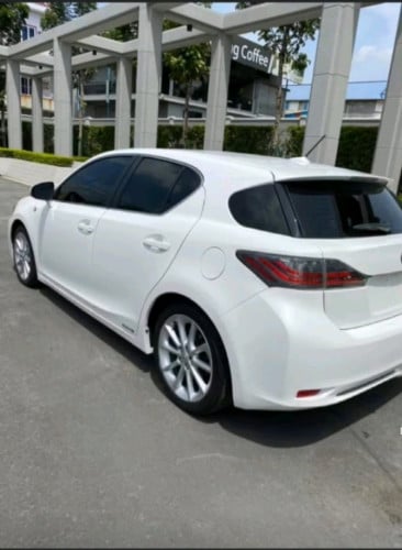 Lexus ct 200h  2013 Foport full option 2BGxx