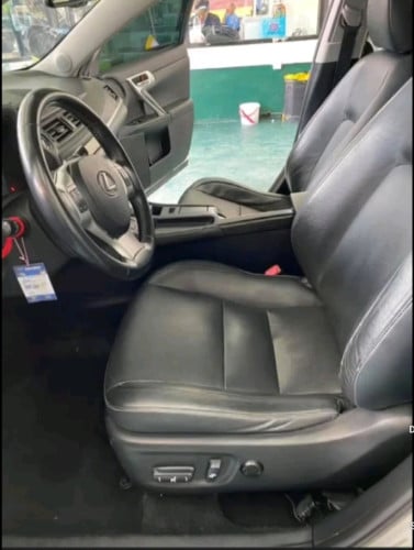 Lexus ct 200h  2013 Foport full option 2BGxx