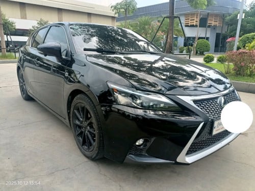 Lexus CT 200h 2013 Fsport full option 2BR
