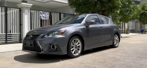 Lexus CT 200h 2013 full option 2BHxx