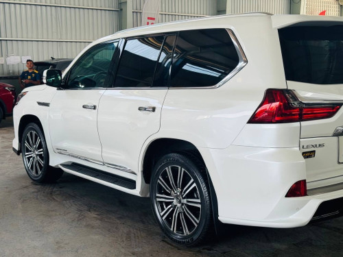Lexus Lx570 Super Sport ឆ្នាំ 2016 Full option
