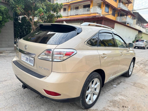 Lexus RX 350 year 2010 gold color very nice car