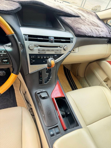 Lexus RX 350 year 2010 gold color very nice car