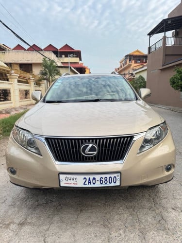 Lexus RX 350 year 2010 gold color very nice car