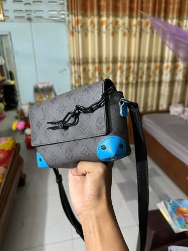 Resell Lv Bag 98.5%