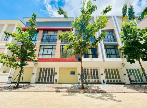 Shophouse for Rent