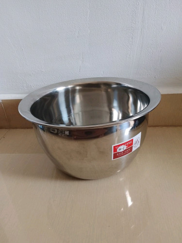Take all kitchen ware for 20 usd