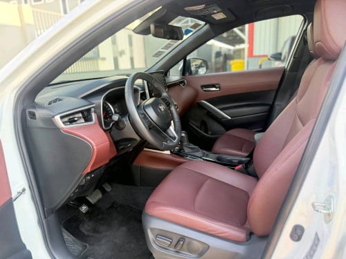 TOYOTA COROLLA CROSS 2023