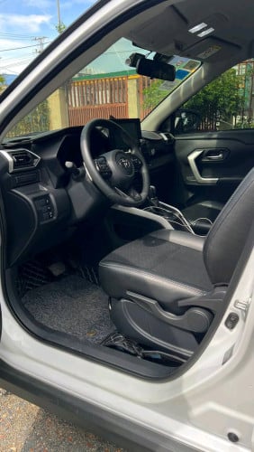Toyota Rrize 2023 full option 2BR