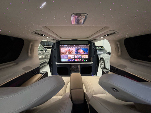 Zeekr 009 Glory VIP 4 Seats