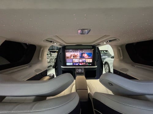 Zeekr 009 Glory VIP 4 Seats