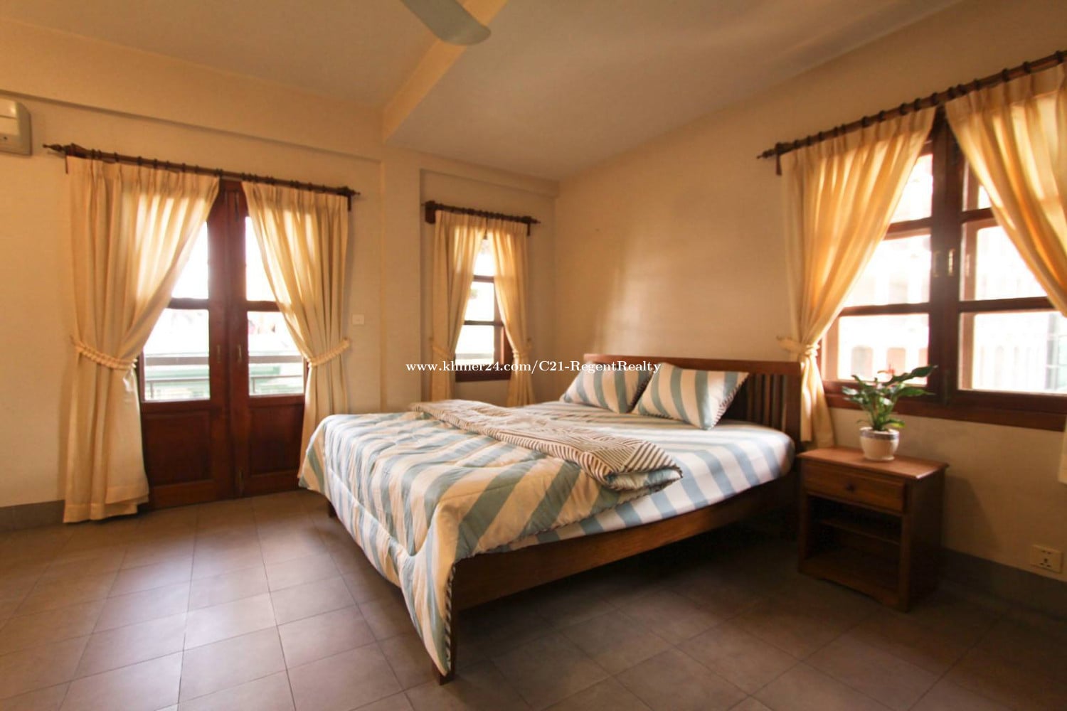 2-Bedroom Apartment in BKK1 | BKK1 舒适两卧公寓出租