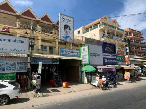 ផ្ទះអាជីវកម្ម ២ល្វែងជាប់គ្នា សម្រាប់ជួល 2 Shophouses for Rent Surrounding Khan DangKao