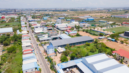 ដី ទីតាំងល្អ លក់បន្ទាន់!!
