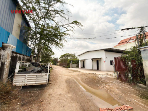 ដី តម្លៃល្អ លក់បន្ទាន់!