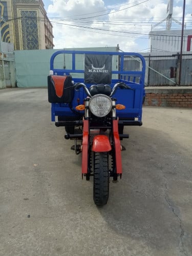 កង់បីលក់នៅថ្មីកំលាំង210ccទ្រុង1-40-2-40ទ្រុងថ្មីសំបកថ្មី