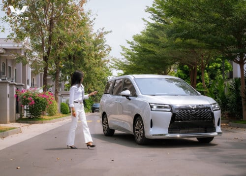 រថយន្ត 𝗦𝗧𝗔𝗥𝗟𝗜𝗚𝗛𝗧 𝟳𝟯𝟬 សេរីឆ្នាំ 2026  𝗠𝗣𝗩 𝟳កៅអី(ថ្មីខ្លាញ់គោ)