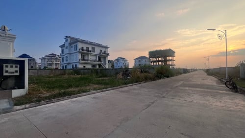 ដីឡូតិ៍វីឡានៅអរគីដេរ 6A លក់បន្ទាន់