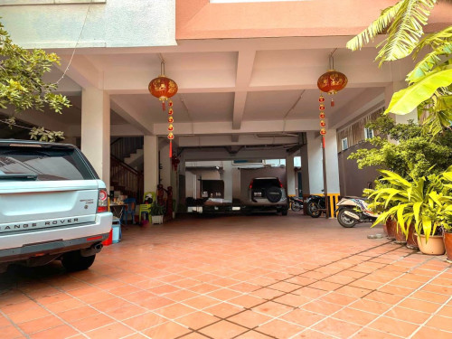 អគារសម្រាប់លក់ | BUILD FOR SALE (ទីតាំងផ្សារដេីមថ្កូវ)