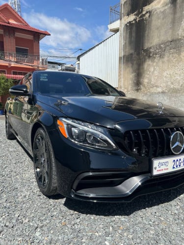 ឡានលក់ C300