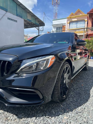 ឡានលក់ C300