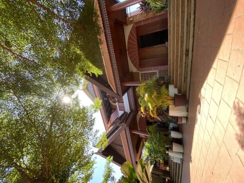 វីឡាឯកជន មានអាងហែលទឹក សៀមរាប – DAILY RENT – 8 Bedrooms, KTV Karaoke & BBQ