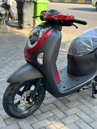 វៃដូរបង់រំលស់HONDA SCOOPY ឆ្នាំ2026ថ្មីកេសក្រុមហ៊ុន100%