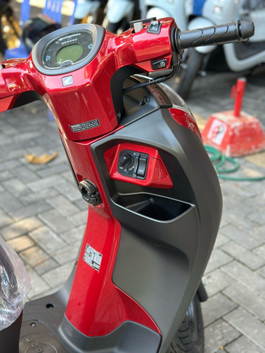 វៃដូរបង់រំលស់HONDA SCOOPY ឆ្នាំ2026ថ្មីកេសក្រុមហ៊ុន100%