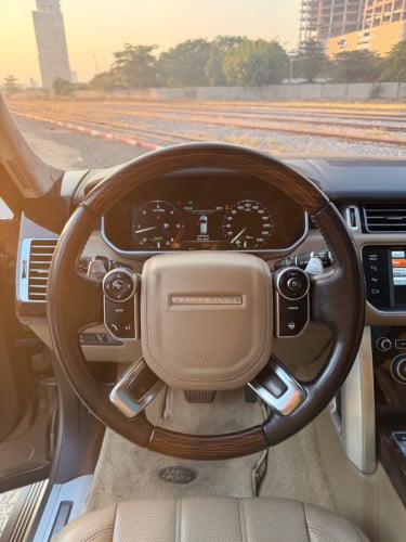 2015 RANGE ROVER VOGUE VIP