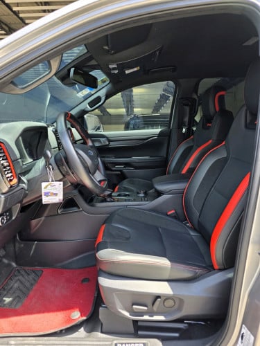 2023 FORD RANGER RAPTOR នៅធានាប្តូរប្រេងម៉ាសុីនពីក្រុមហ៊ុន​ ទេីបប្រេីបានតែ 7330kmប៉ុណ្ណោះ!