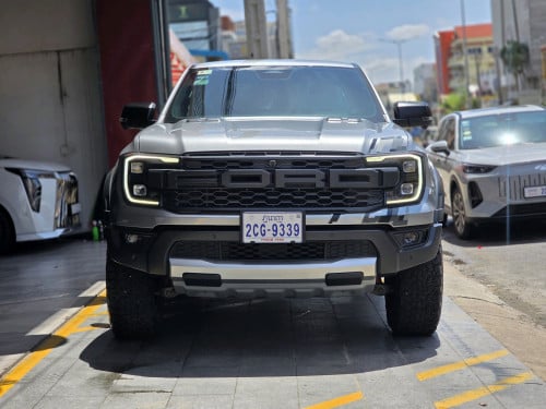 2023 FORD RANGER RAPTOR នៅធានាប្តូរប្រេងម៉ាសុីនពីក្រុមហ៊ុន​ ទេីបប្រេីបានតែ 7330kmប៉ុណ្ណោះ!