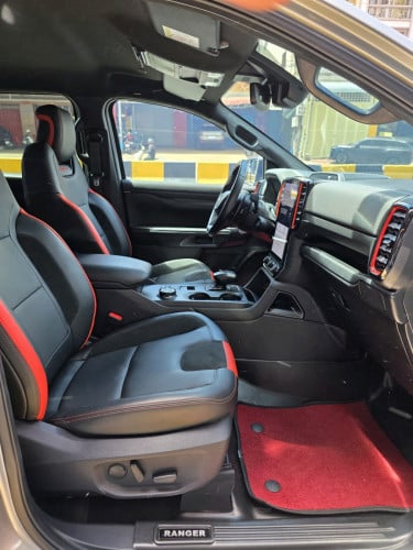 2023 FORD RANGER RAPTOR នៅធានាប្តូរប្រេងម៉ាសុីនពីក្រុមហ៊ុន​ ទេីបប្រេីបានតែ 7330kmប៉ុណ្ណោះ!