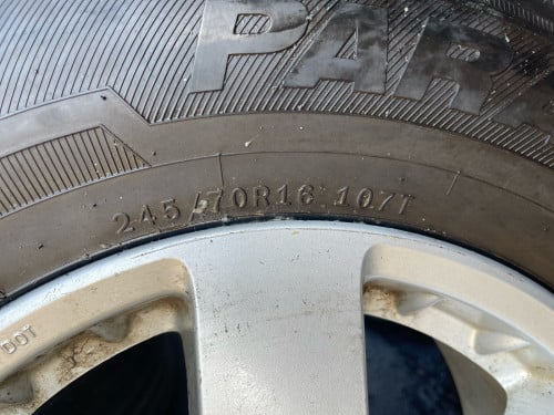 245/70R16ដឺឡេ23