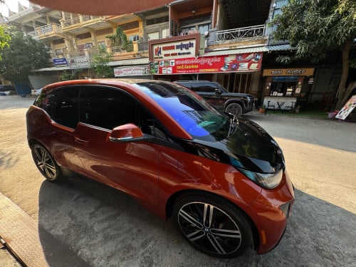 BMW i3 014 Rex full options 9xxx$ ឡានស្អាតម្ចាស់ផ្ទាល់