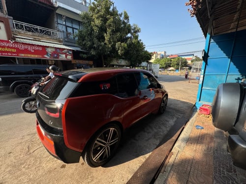 BMW i3 014 Rex full options 9xxx$ ឡានស្អាតម្ចាស់ផ្ទាល់