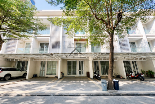 Borey Chip Mong Land Sen Sok | 3 Bedroom Link - B Villa For Rent | AEON MALL 2