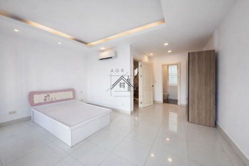 Borey Chip Mong Land Sen Sok | 3 Bedroom Link - B Villa For Rent | AEON MALL 2