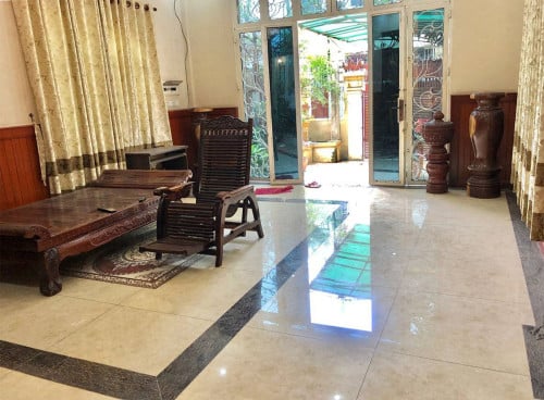 BTP | Townhouses 4 bedrooms for rent west of Russian market