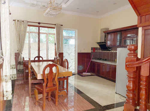 BTP | Townhouses 4 bedrooms for rent west of Russian market