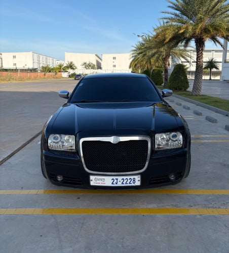 chrysler300 2009 ឡានស្អាត
