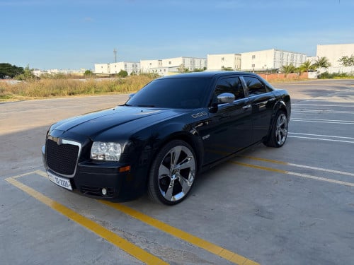 chrysler300 2009 ឡានស្អាត